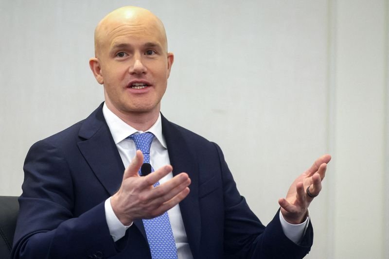 © Reuters. Brian Armstrong, chairman and CEO of Coinbase, speaks during the Piper Sandler Global Exchange and FinTech Conference in New York City, U.S., June 7, 2023. REUTERS/Brendan McDermid/File Photo