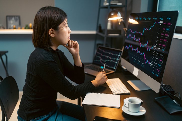 An advisor reviewing the performance of a client